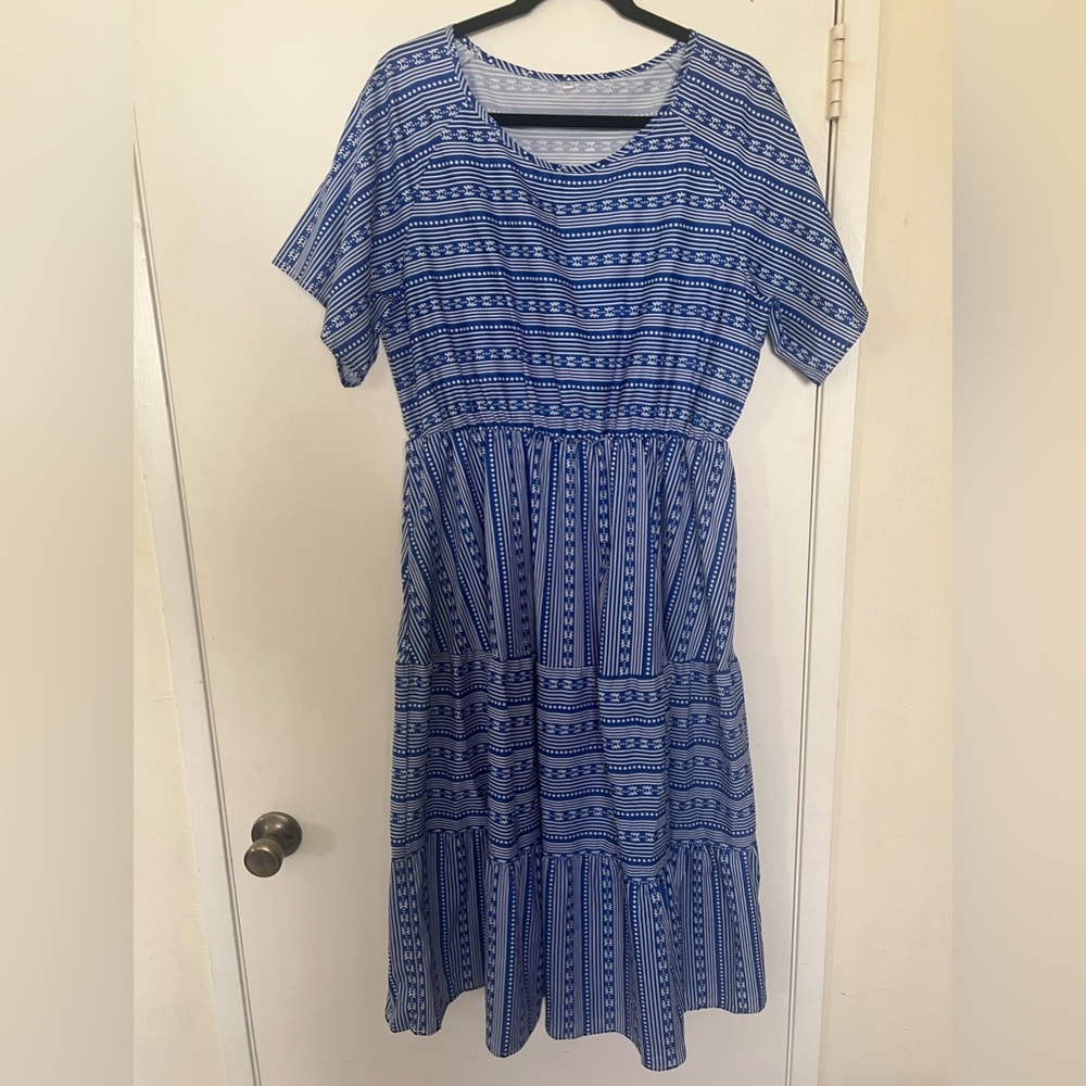 SHEIN Blue Geometric Midi Dress